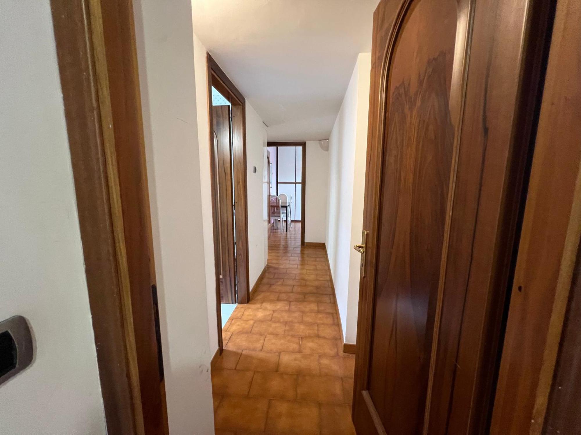 Apartment --Colosseum 15 Min-- Trastevere, Free Wi-Fi & A-C Rom